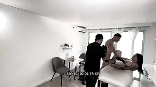 Juan Bustos VOYEUR &num;02 Zamantha Lopez & Board Dimarco - Behind the Porn